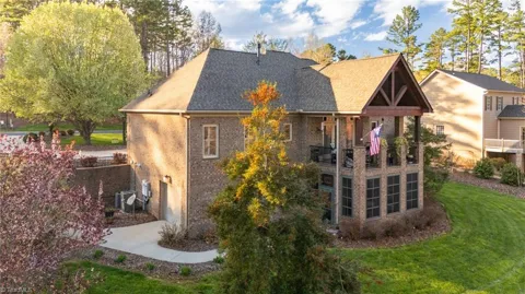 2626 Fox Ridge Road