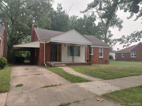 20120 Mark Twain Street