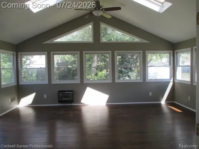 5726 MARBLE DRIVE Troy City, MI 48085