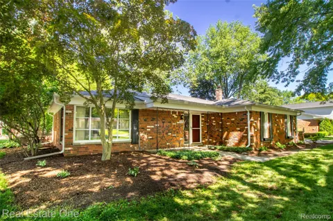 4243 FROSTWOOD COURT