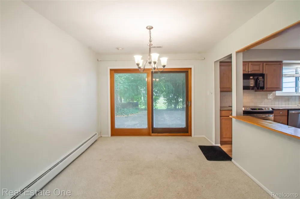4243 FROSTWOOD COURT Troy City, MI 48098