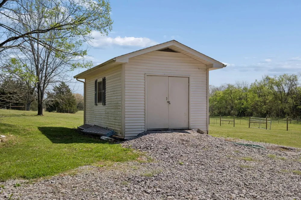 9640 Lascassas Pike Lascassas, TN 37085