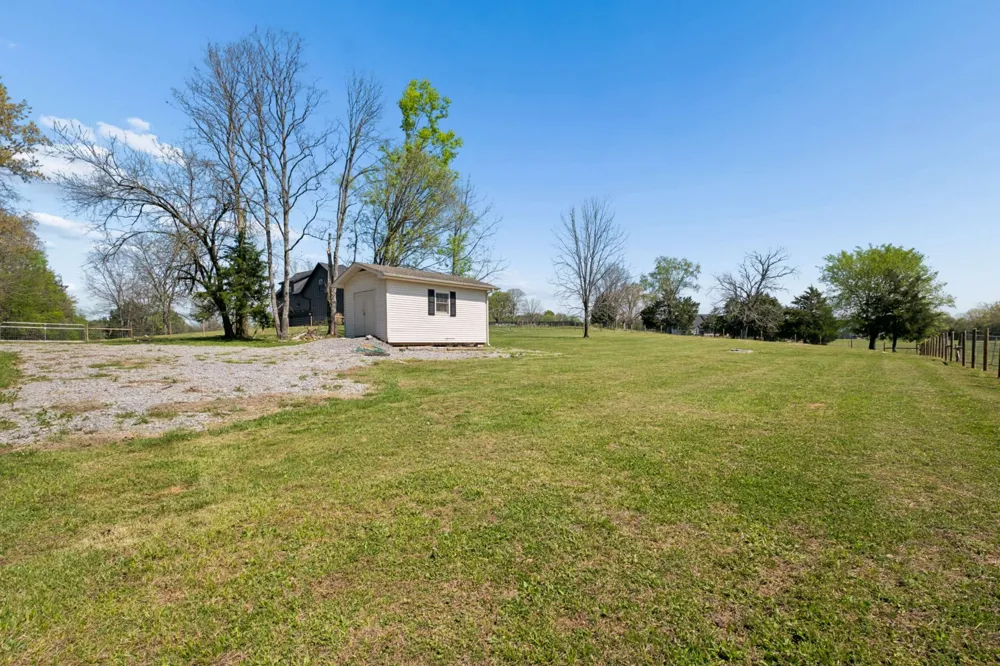 9640 Lascassas Pike Lascassas, TN 37085