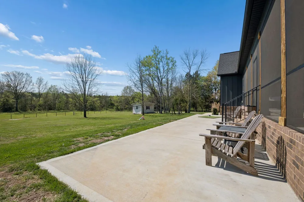 9640 Lascassas Pike Lascassas, TN 37085