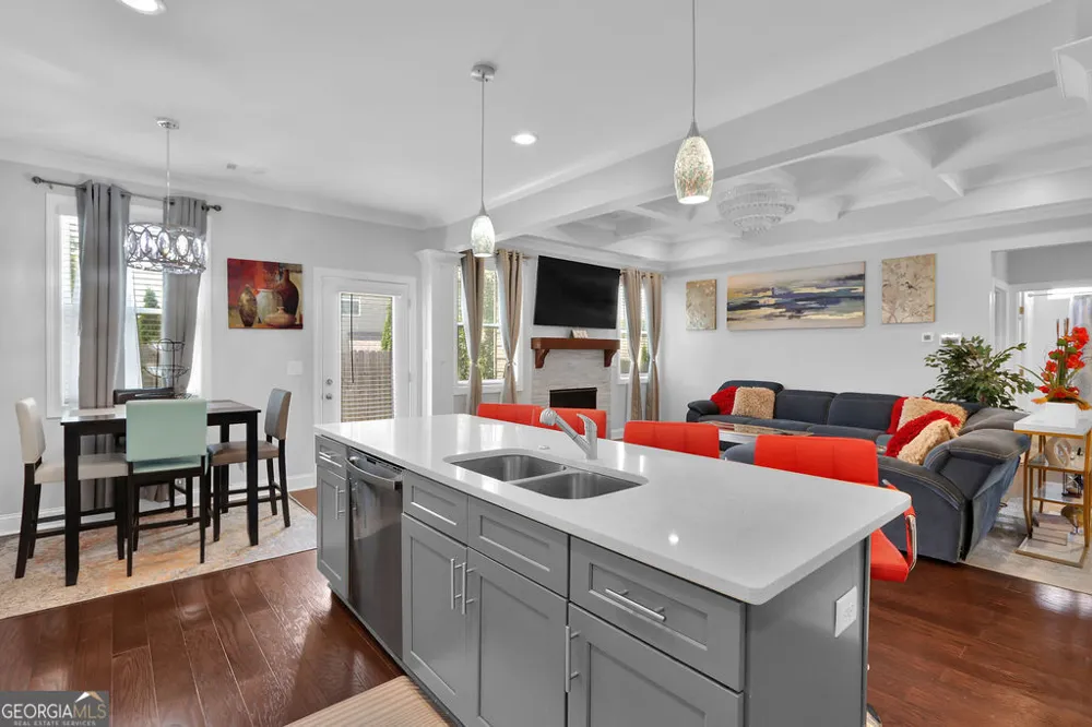 25 Sudderth ST Buford, GA 30518