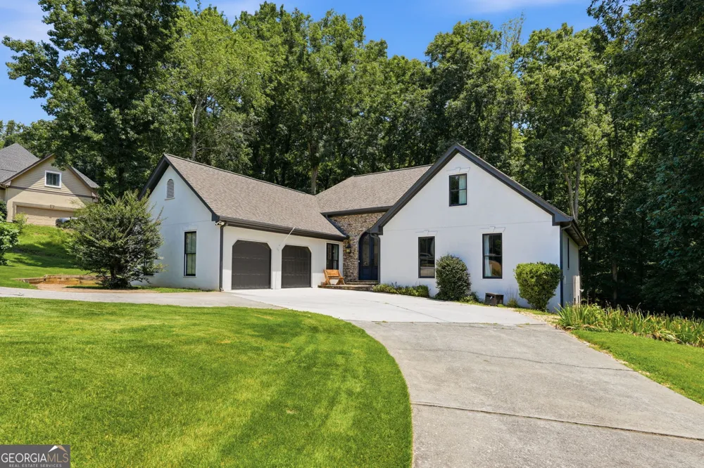3325 Sweetwater DR Cumming, GA 30041