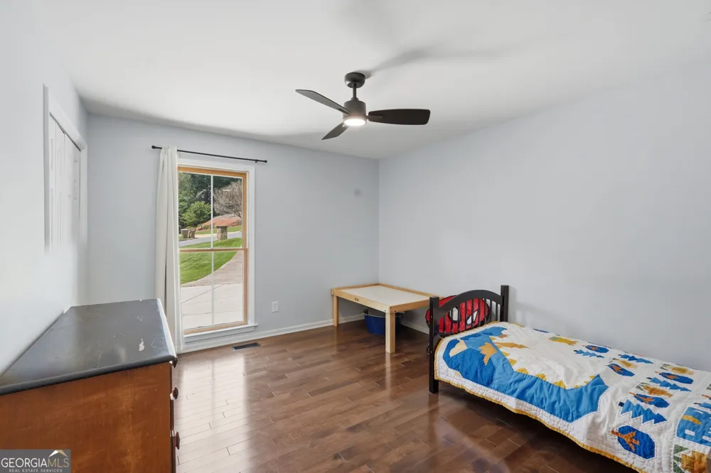 3325 Sweetwater DR Cumming, GA 30041