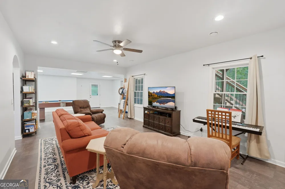 3325 Sweetwater DR Cumming, GA 30041