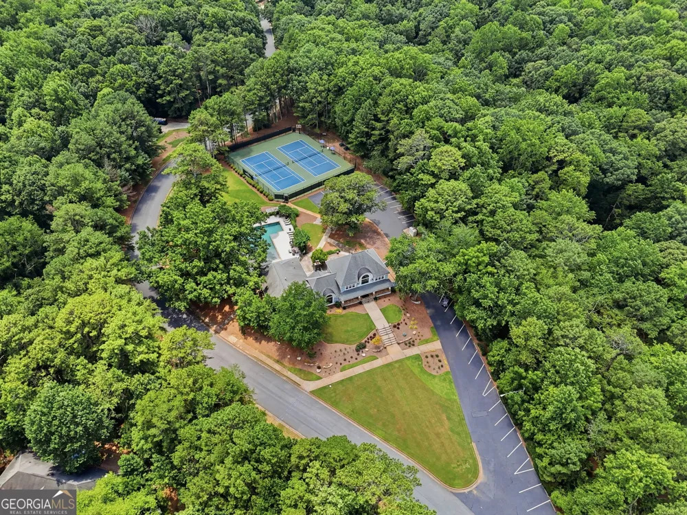 3325 Sweetwater DR Cumming, GA 30041