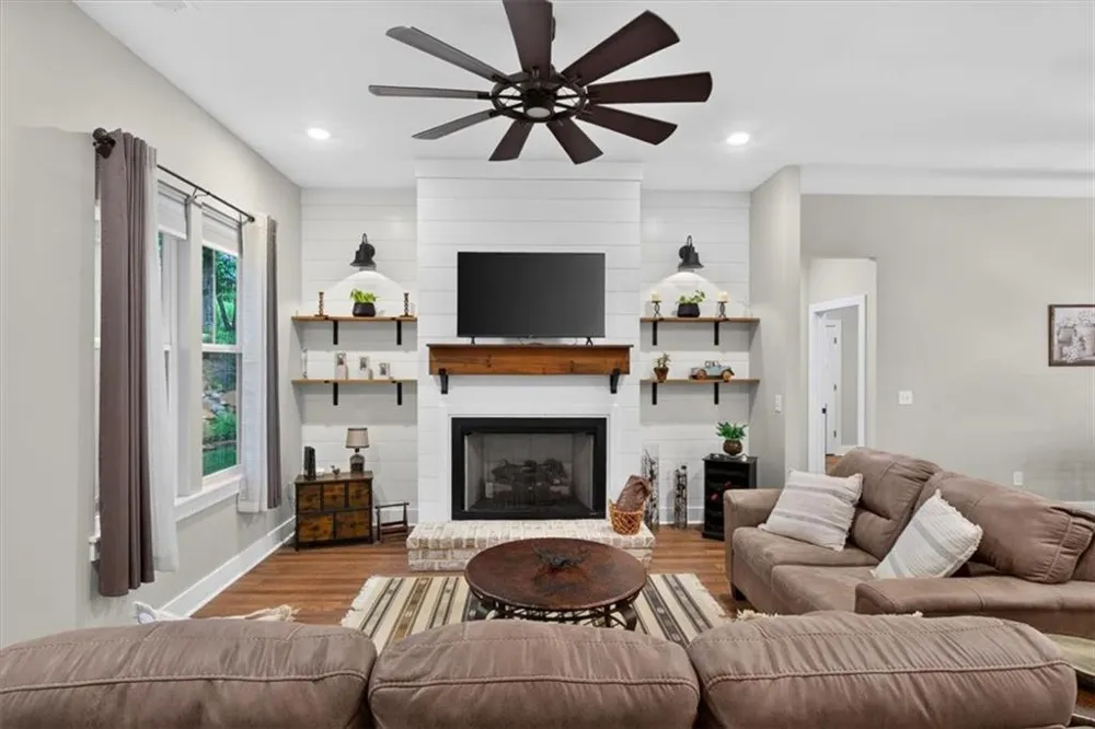 165 Salacoa Mountain View Drive Jasper, GA 30143