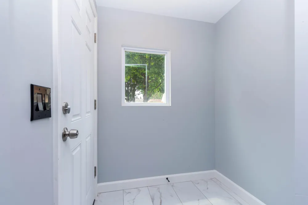 22714 Heussner Avenue Warren, MI 48089