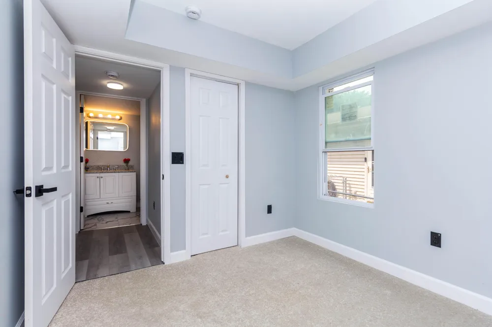22714 Heussner Avenue Warren, MI 48089