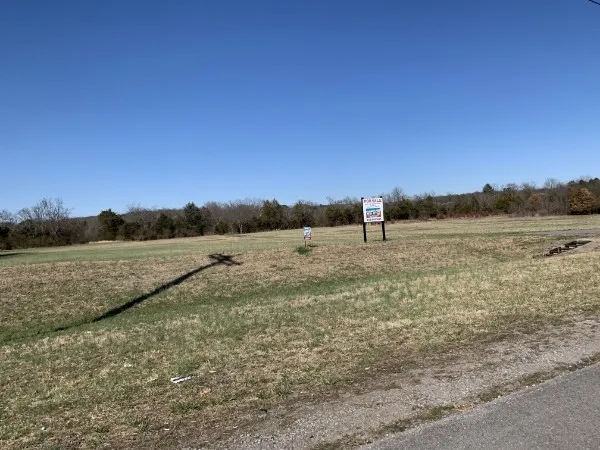 8 Hartmann Drive Lebanon, TN 37087