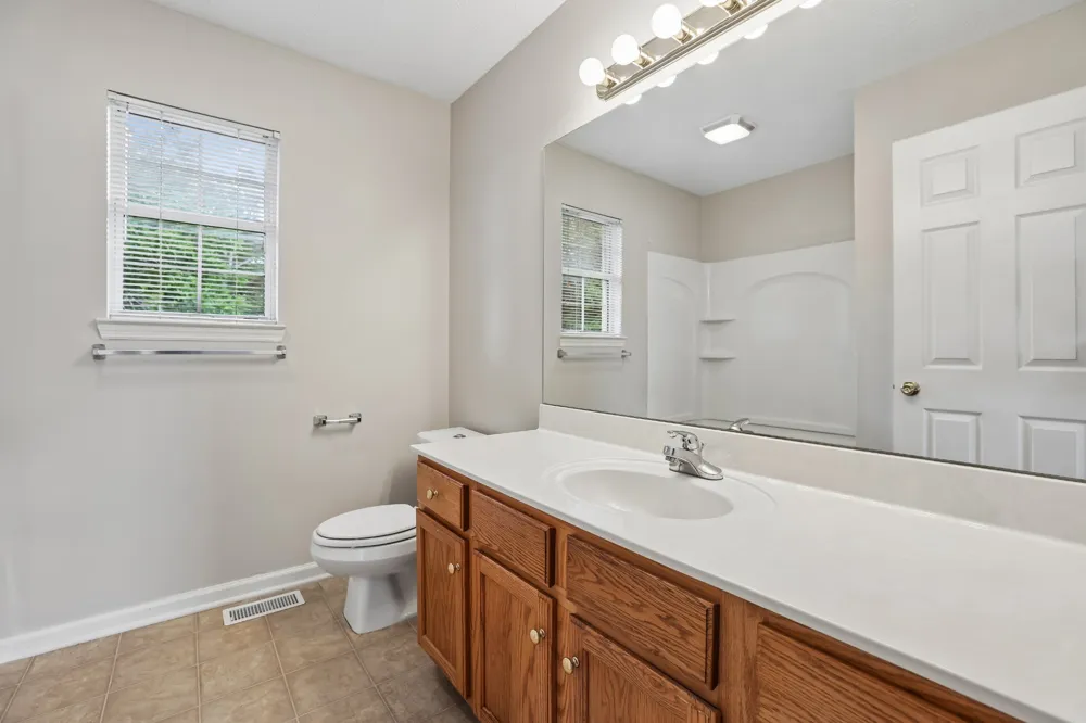 132 N Tarver Ave #B Lebanon, TN 37087