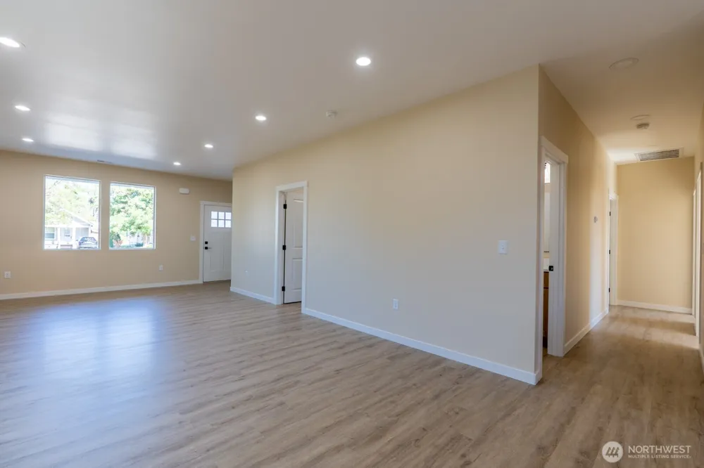 39 Birch Street SW Soap Lake, WA 98851