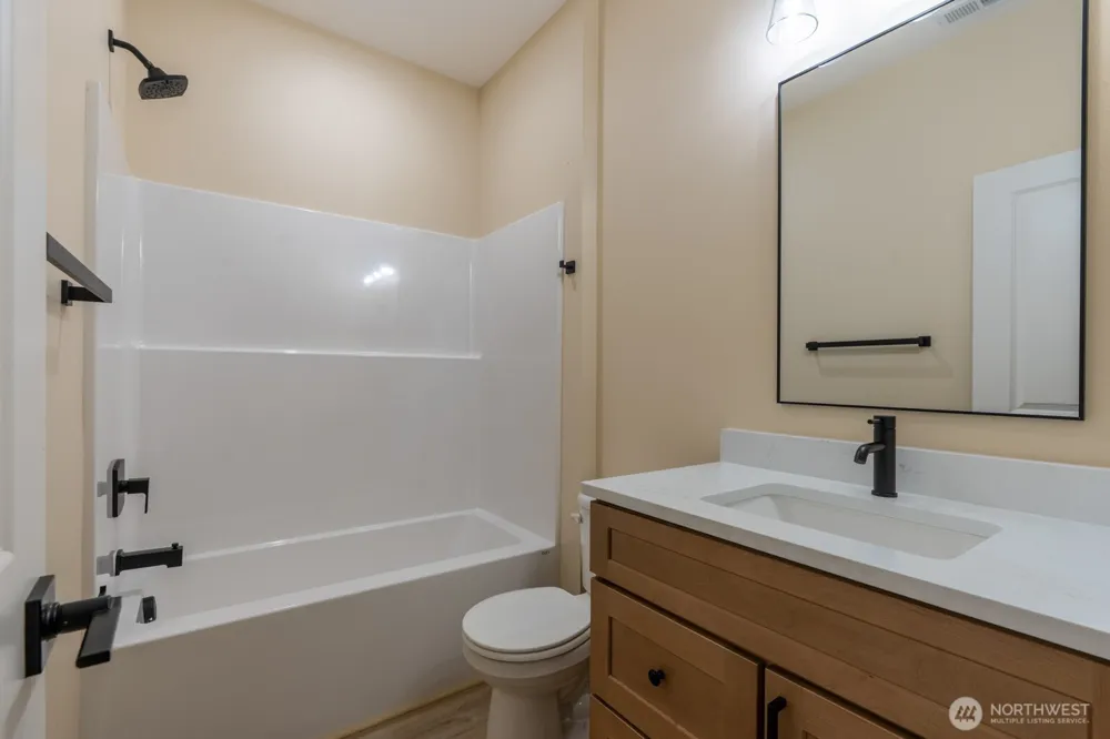 39 Birch Street SW Soap Lake, WA 98851