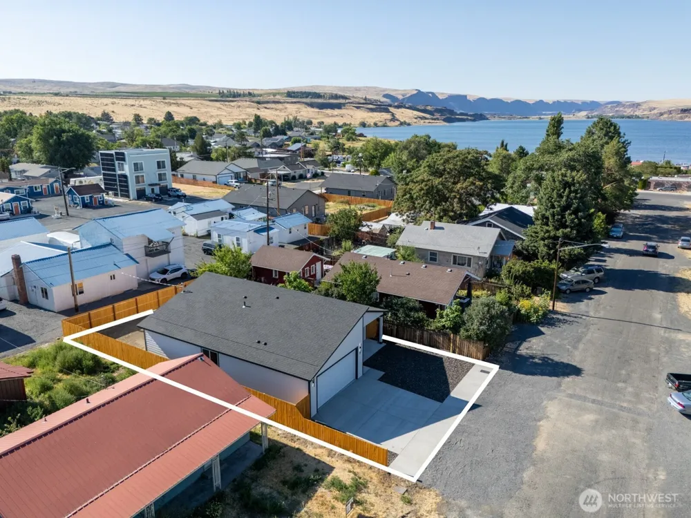 39 Birch Street SW Soap Lake, WA 98851