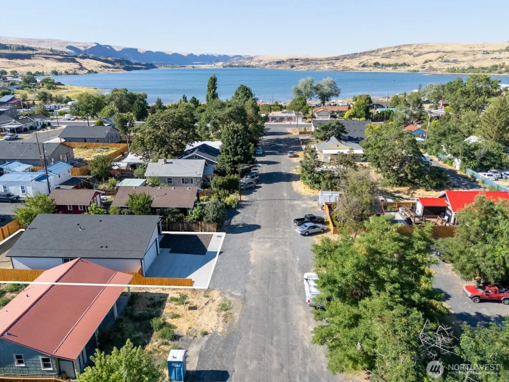 39 Birch Street SW Soap Lake, WA 98851