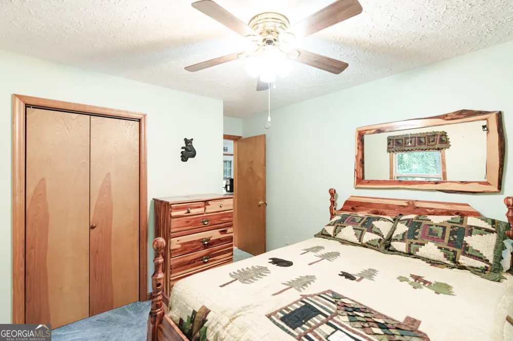 805 Tomahawk TRL Blairsville, GA 30512