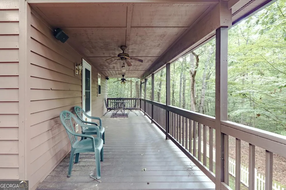 805 Tomahawk TRL Blairsville, GA 30512