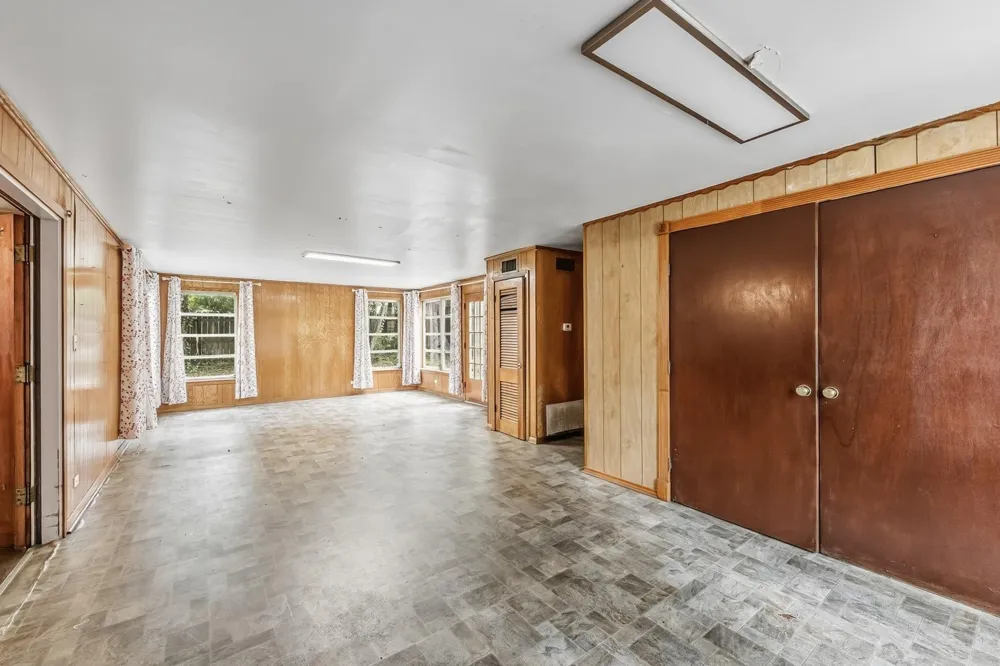 1505 20th Street Huntsville, TX 77340