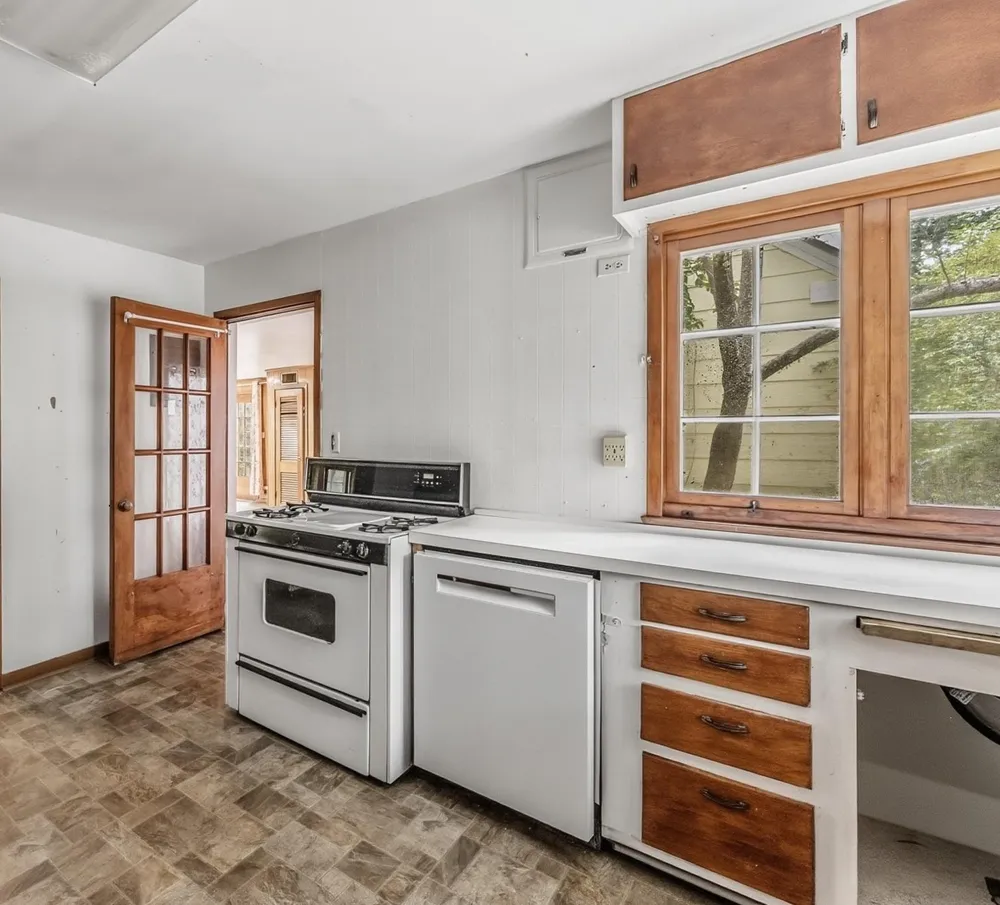 1505 20th Street Huntsville, TX 77340