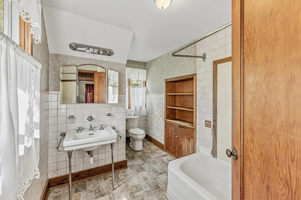 1505 20th Street Huntsville, TX 77340
