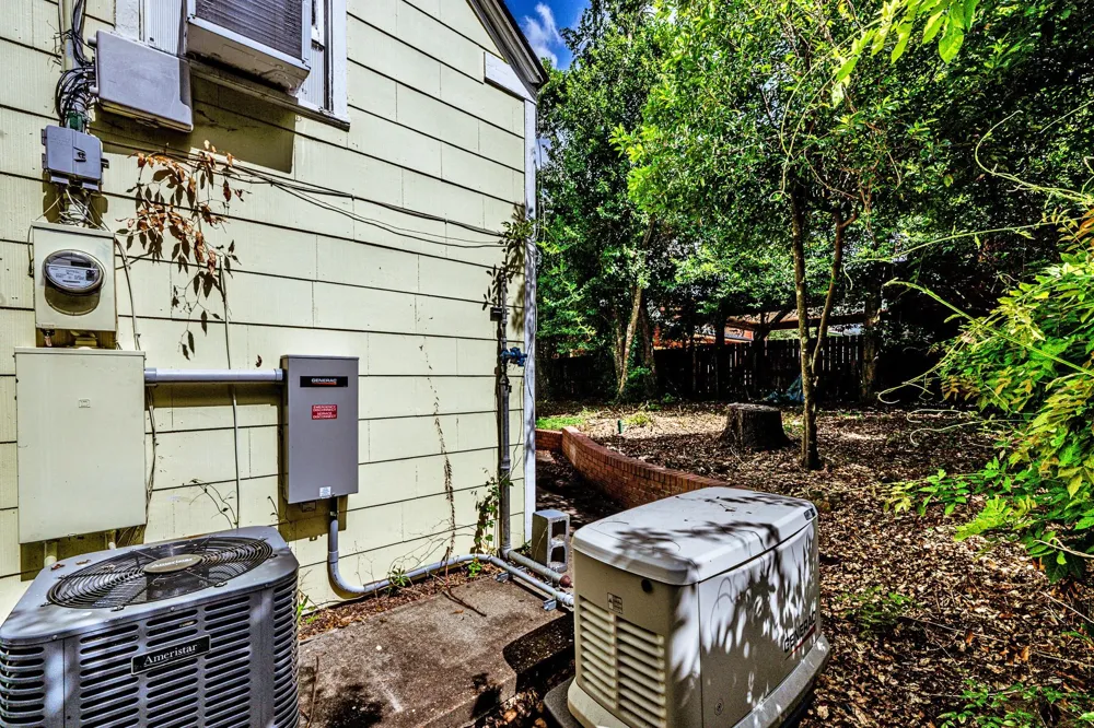 1505 20th Street Huntsville, TX 77340