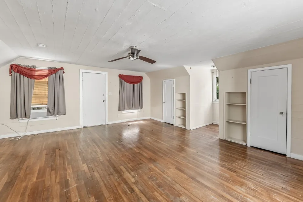 1505 20th Street Huntsville, TX 77340