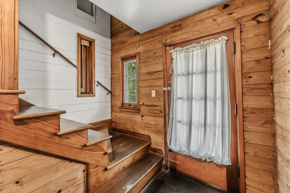 1505 20th Street Huntsville, TX 77340