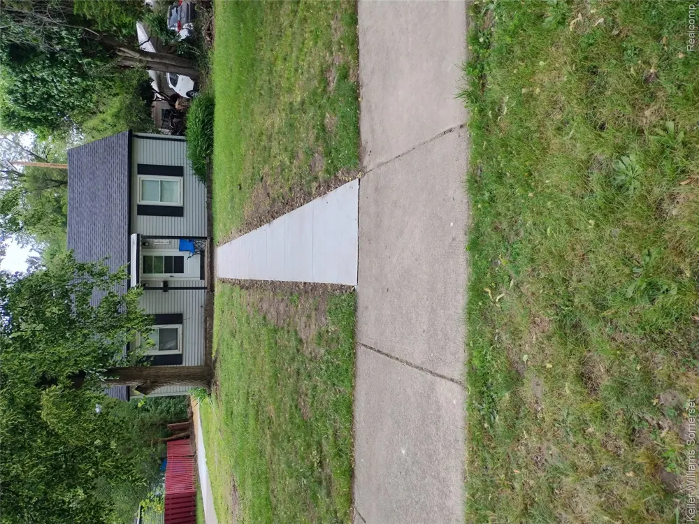 20015 Five Points Street Redford Charter Township, MI 48240