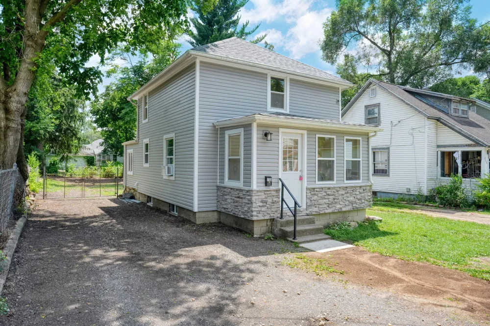 153 Hollis Street Summit Township, MI 49203
