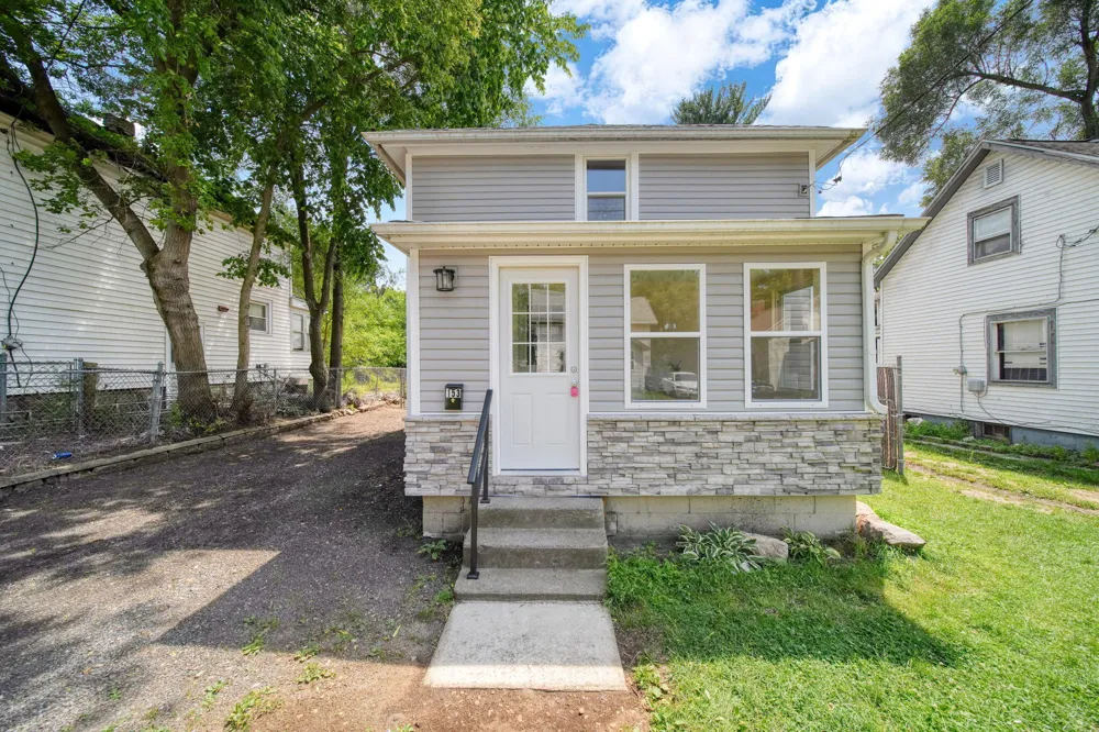 153 Hollis Street Summit Township, MI 49203