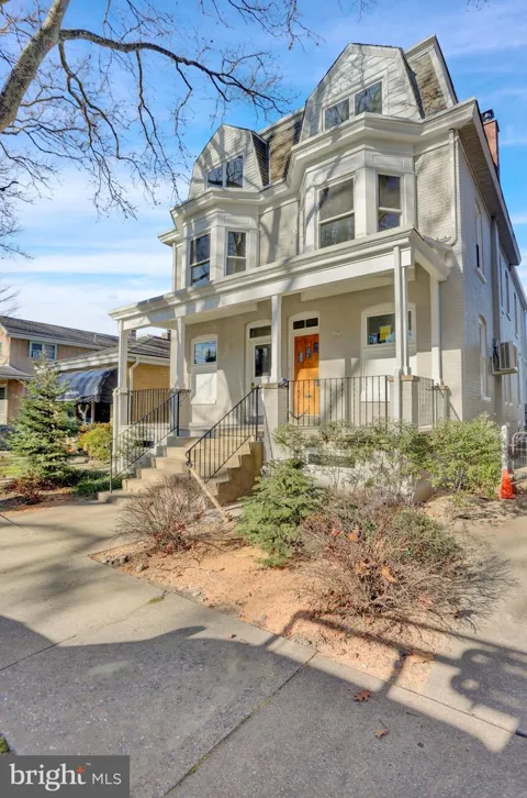 1209 PENN AVE #1