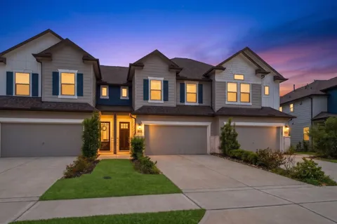 5532 Evanston Lane