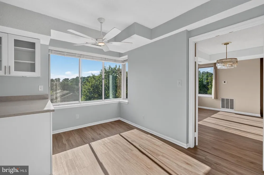 5802 NICHOLSON LANE #2-602 North Bethesda, MD 20852
