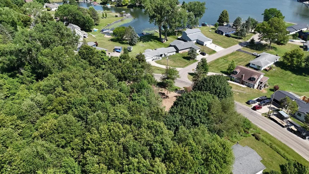 11752 Baker Road Jerome, MI 49249