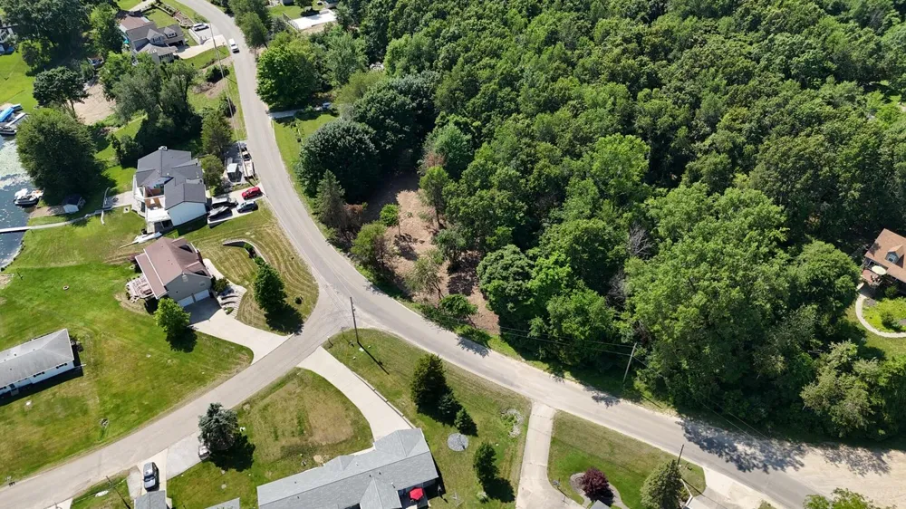 11752 Baker Road Jerome, MI 49249