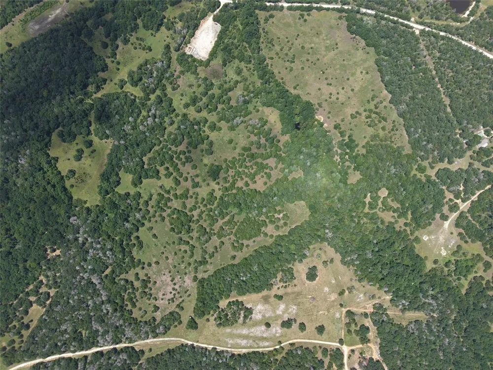 Lcr 758 Thornton, TX 76687