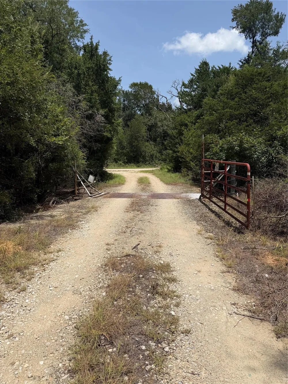 Lcr 758 Thornton, TX 76687