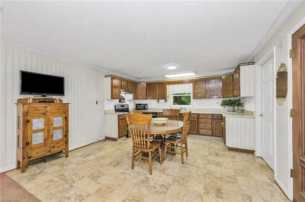 110 Lake Drive Boonville, NC 27011