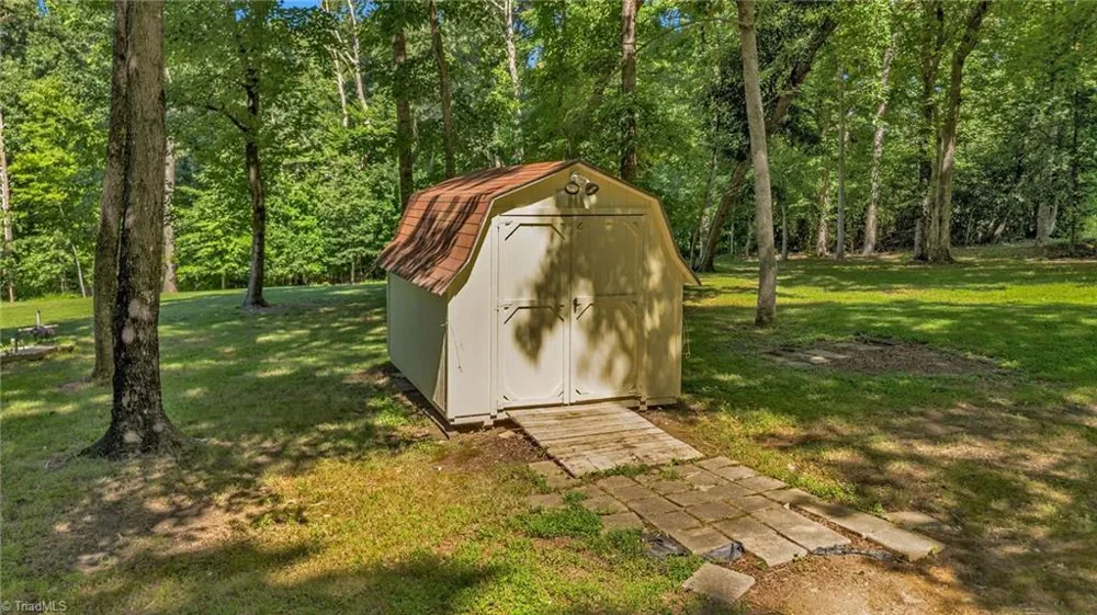110 Lake Drive Boonville, NC 27011