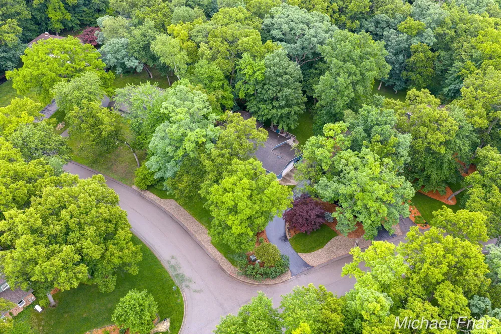 2700 Shadowbrook Drive SE Cascade Charter Township, MI 49546