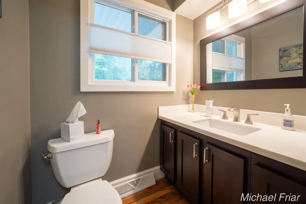 2700 Shadowbrook Drive SE Cascade Charter Township, MI 49546