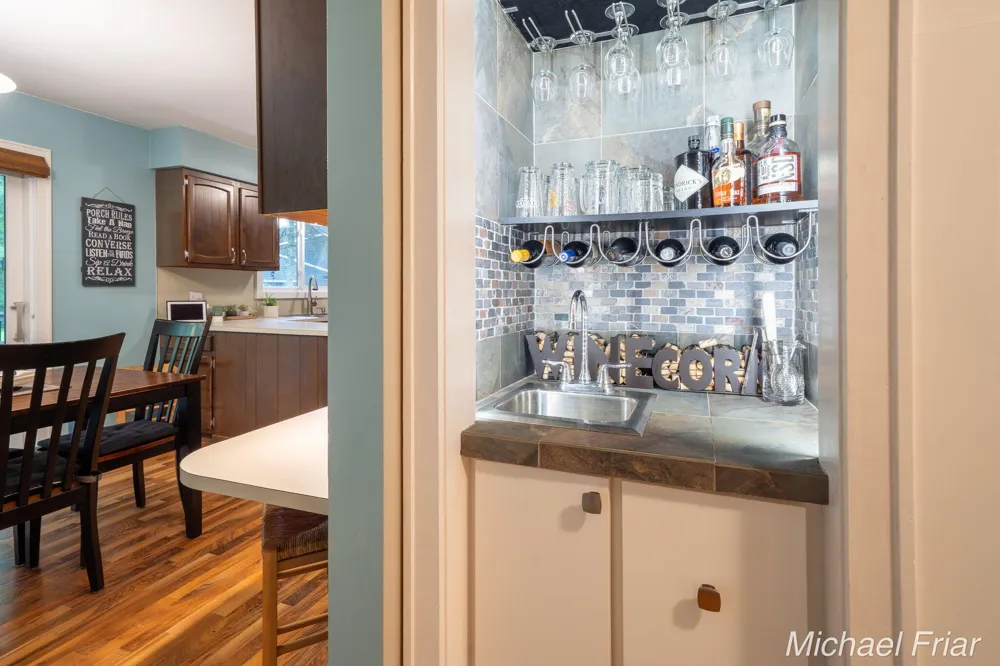 2700 Shadowbrook Drive SE Cascade Charter Township, MI 49546