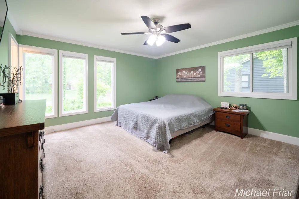 2700 Shadowbrook Drive SE Cascade Charter Township, MI 49546
