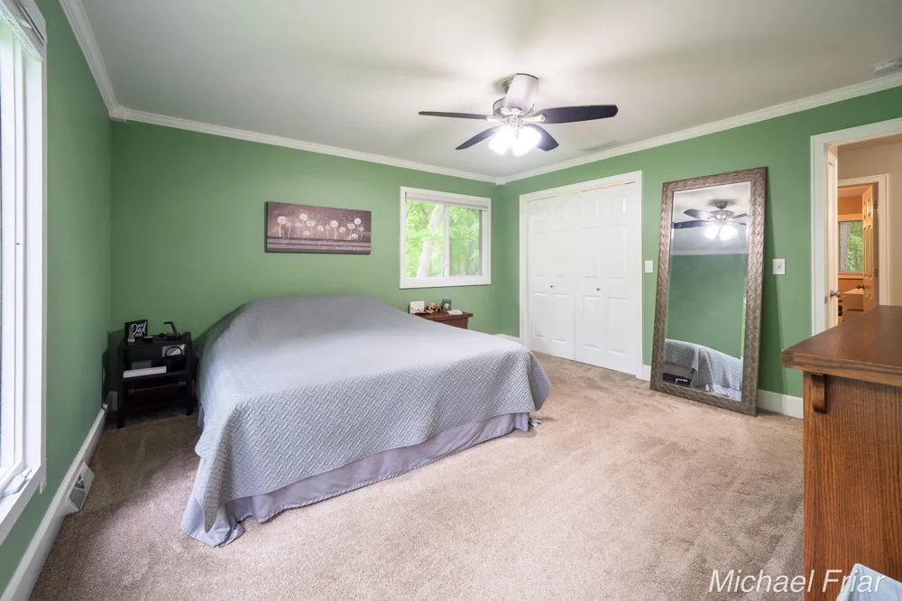 2700 Shadowbrook Drive SE Cascade Charter Township, MI 49546