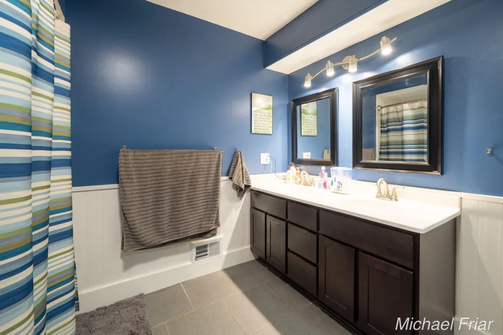 2700 Shadowbrook Drive SE Cascade Charter Township, MI 49546