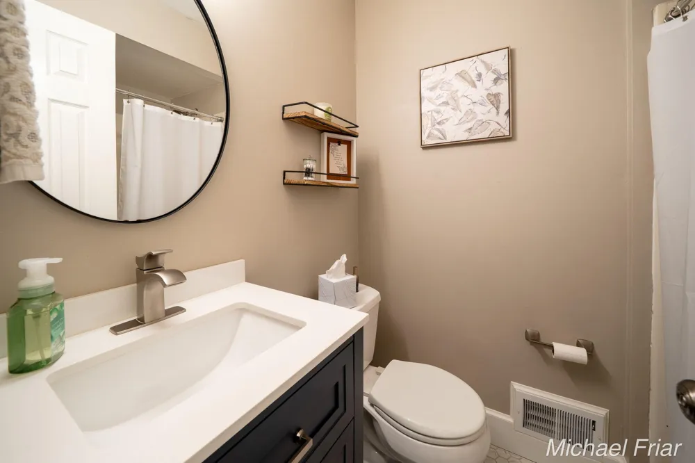 2700 Shadowbrook Drive SE Cascade Charter Township, MI 49546