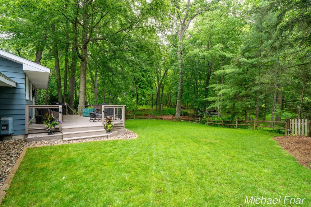 2700 Shadowbrook Drive SE Cascade Charter Township, MI 49546